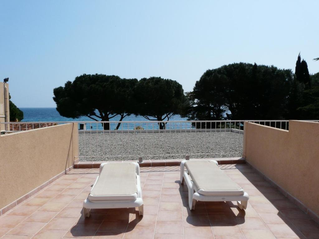 Hotel De La Plage Le Lavandou Cameră foto